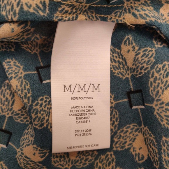 Cabi Women's Blouse 3/4 Sleeve Size Medium Green Print Flowy Sheer - Picture 4 of 6